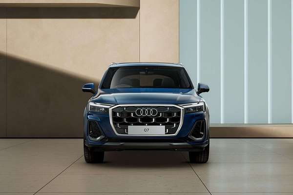 2025 Audi Q7 50 TDI S line 4M