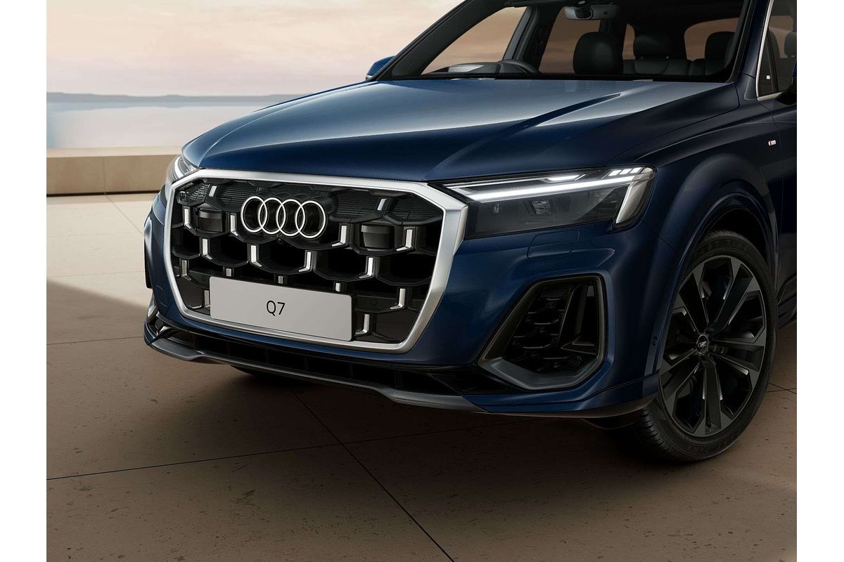 2025 Audi Q7 50 TDI S line 4M