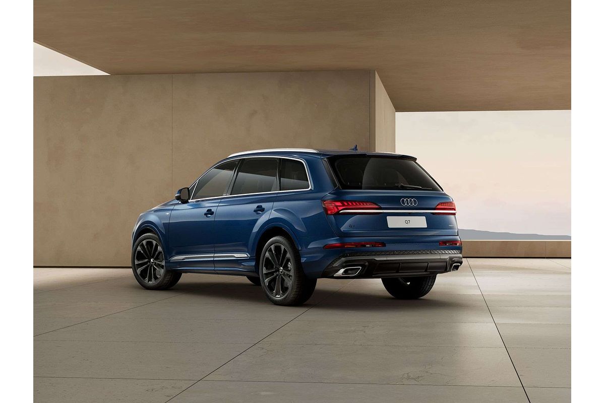 2025 Audi Q7 50 TDI S line 4M