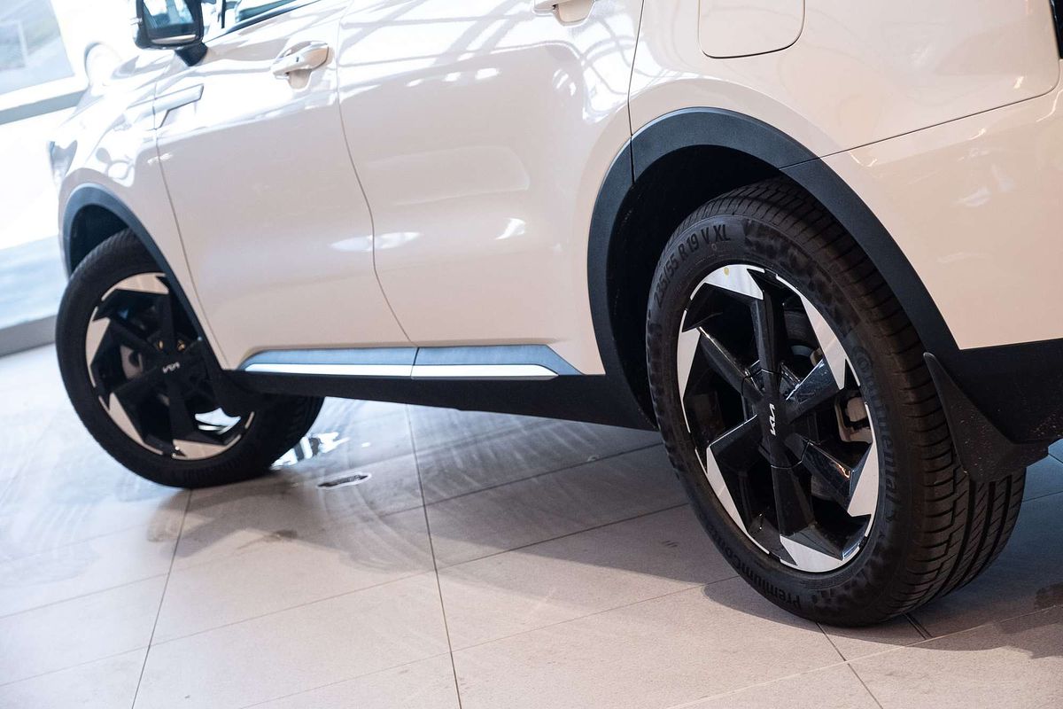 2025 Kia Sorento Sport+ MQ4 PE