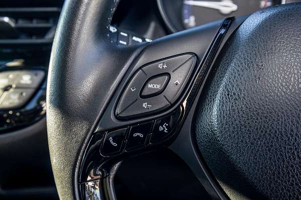 2023 Toyota C-HR GXL NGX10R