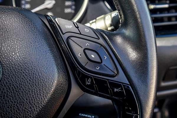 2023 Toyota C-HR GXL NGX10R