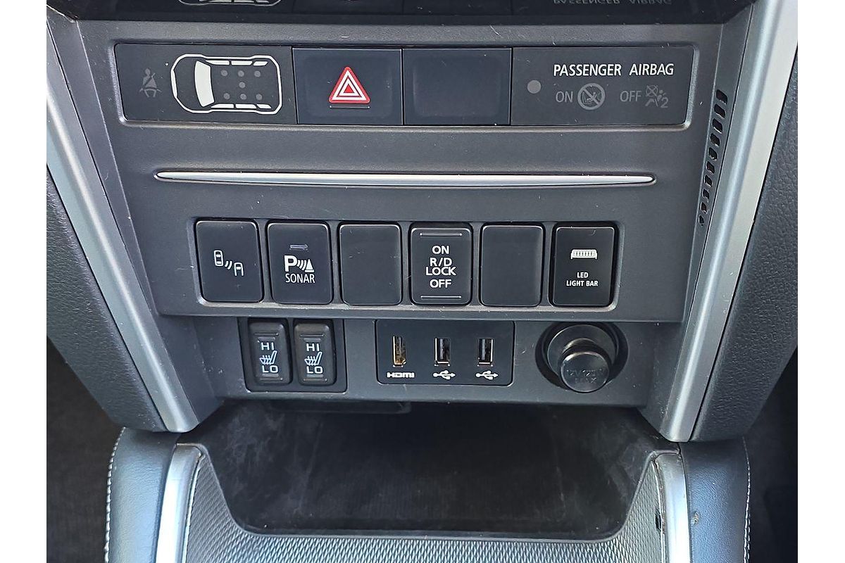 2020 Mitsubishi Triton GSR MR 4X4