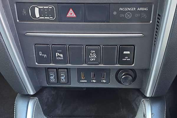 2020 Mitsubishi Triton GSR MR 4X4