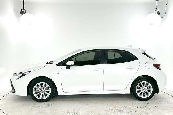 2022 Toyota Corolla Ascent Sport Hybrid ZWE211R
