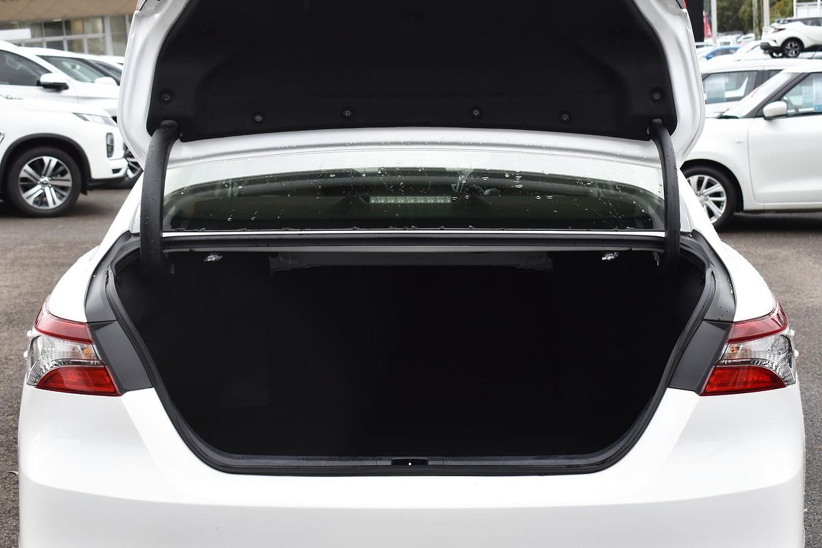 2024 Toyota Camry Ascent AXVH70R