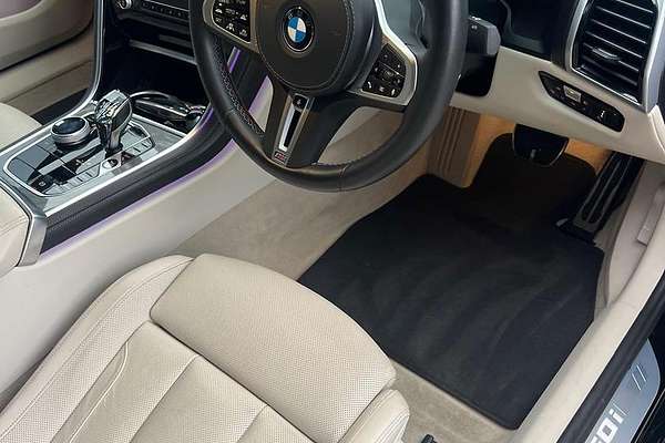 2022 BMW 8 Series M850i xDrive G16 LCI
