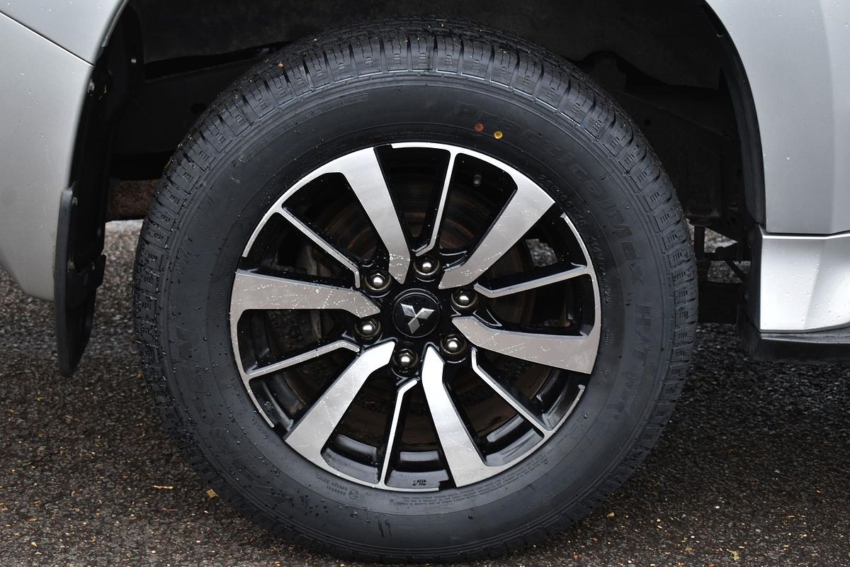 2016 Mitsubishi Pajero Sport GLS QE