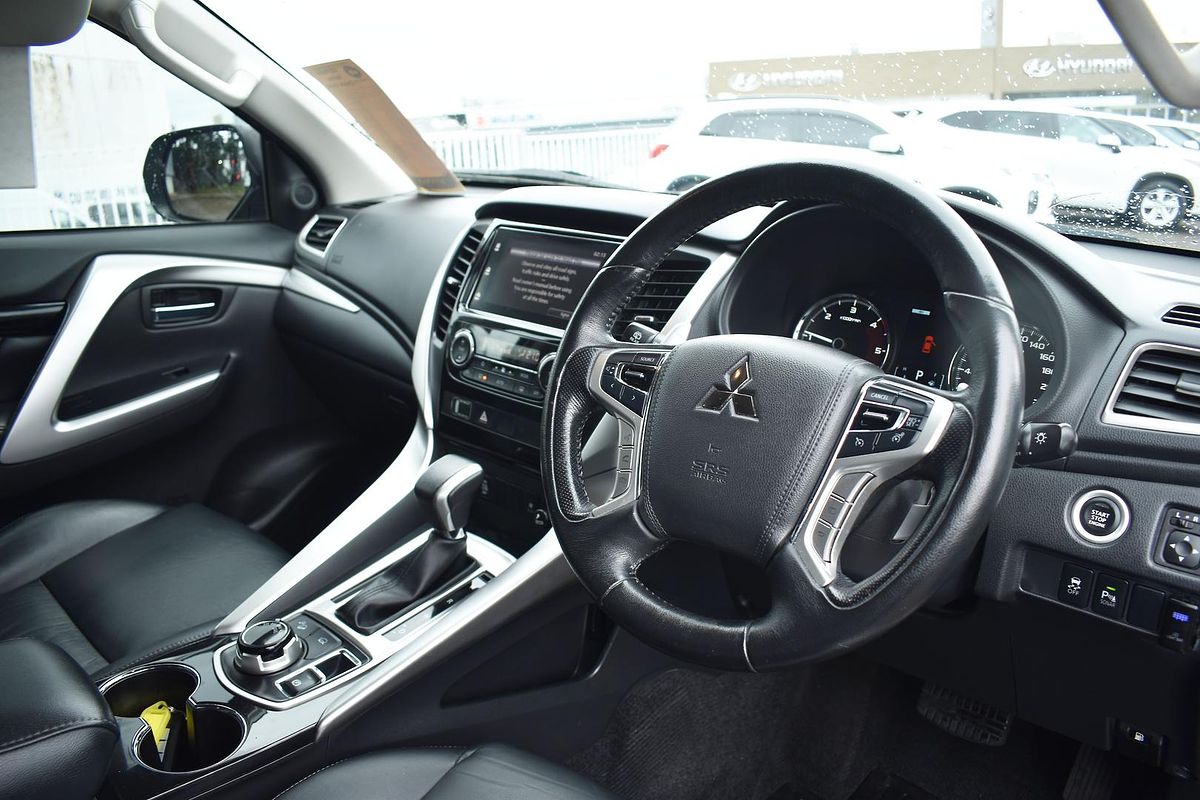 2016 Mitsubishi Pajero Sport GLS QE
