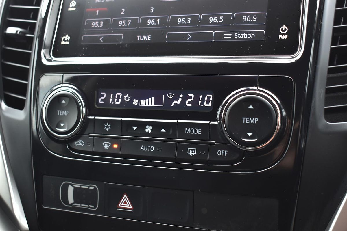 2016 Mitsubishi Pajero Sport GLS QE