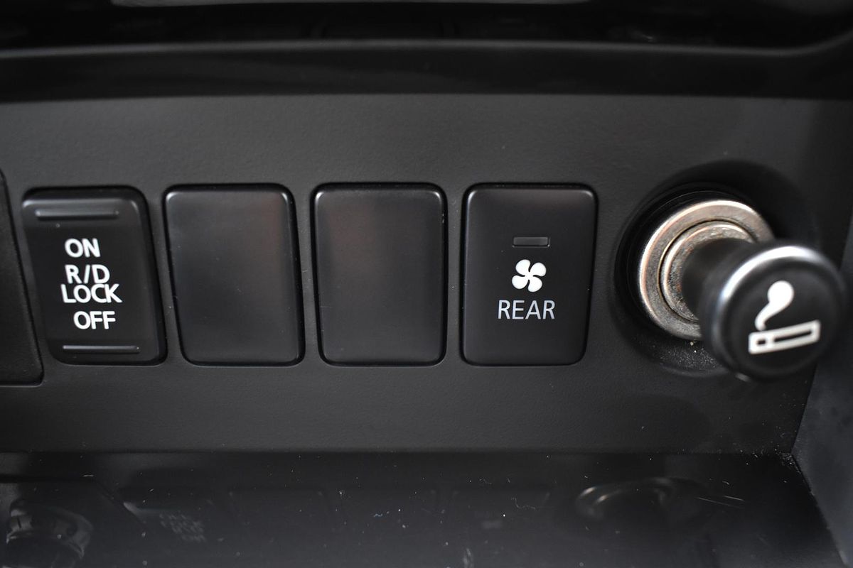 2016 Mitsubishi Pajero Sport GLS QE
