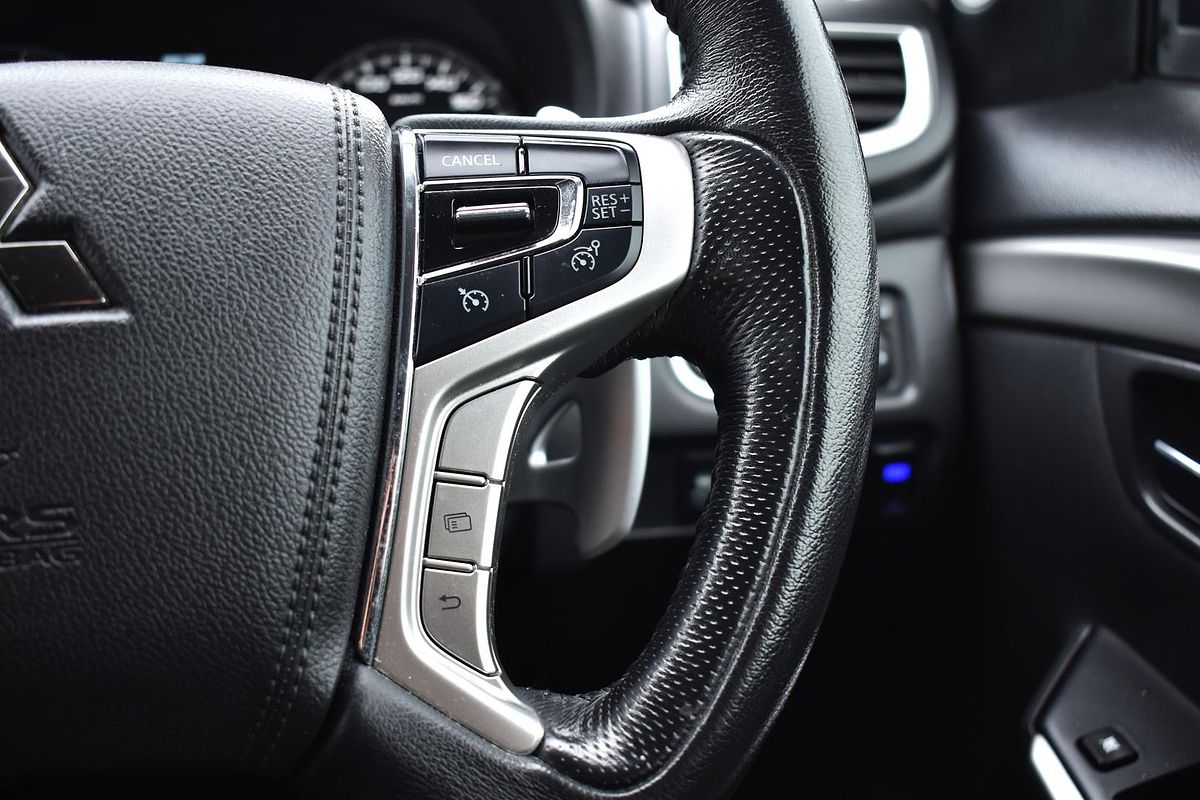 2016 Mitsubishi Pajero Sport GLS QE
