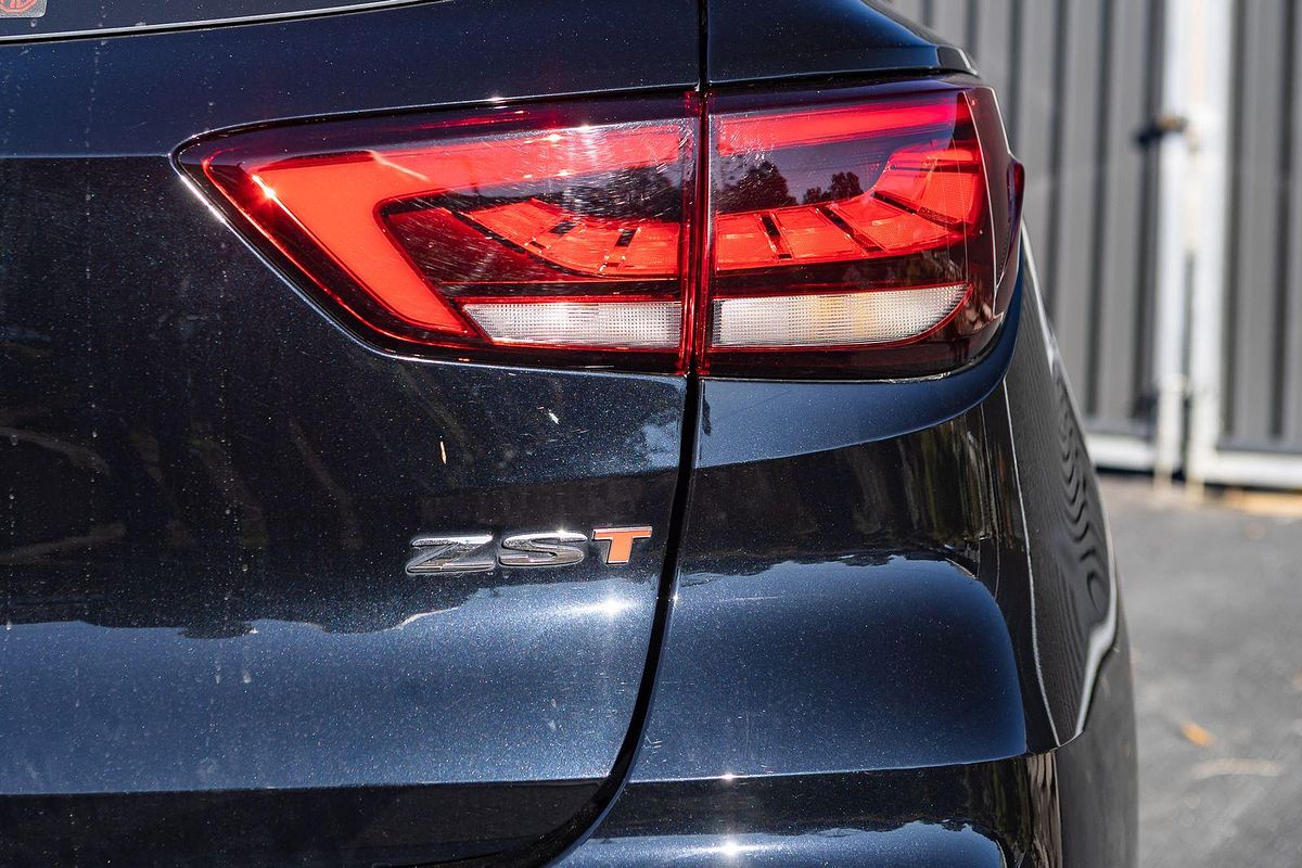2022 MG ZST Excite