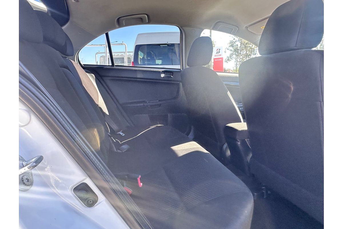 2014 Mitsubishi LANCER GSR CJ
