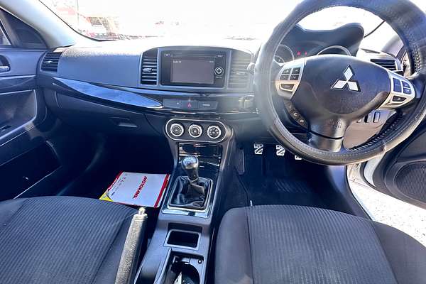 2014 Mitsubishi LANCER GSR CJ
