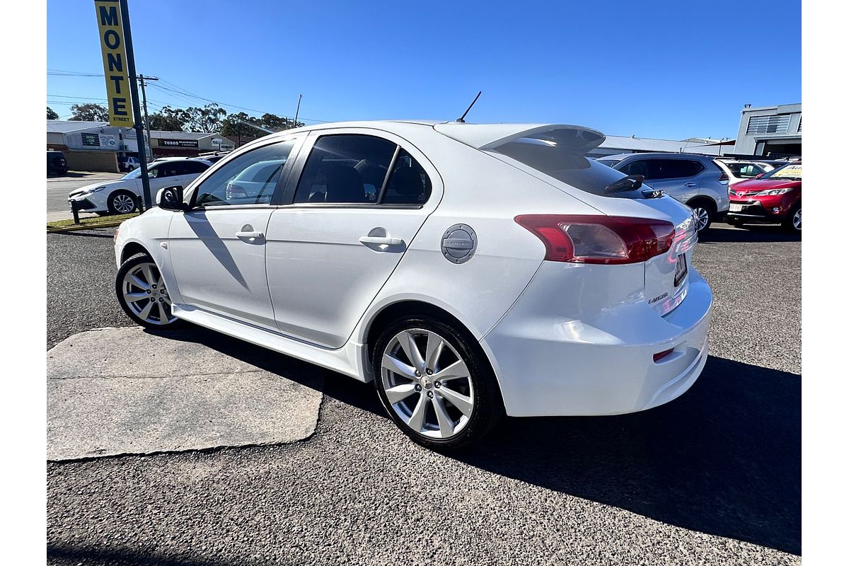 2014 Mitsubishi LANCER GSR CJ