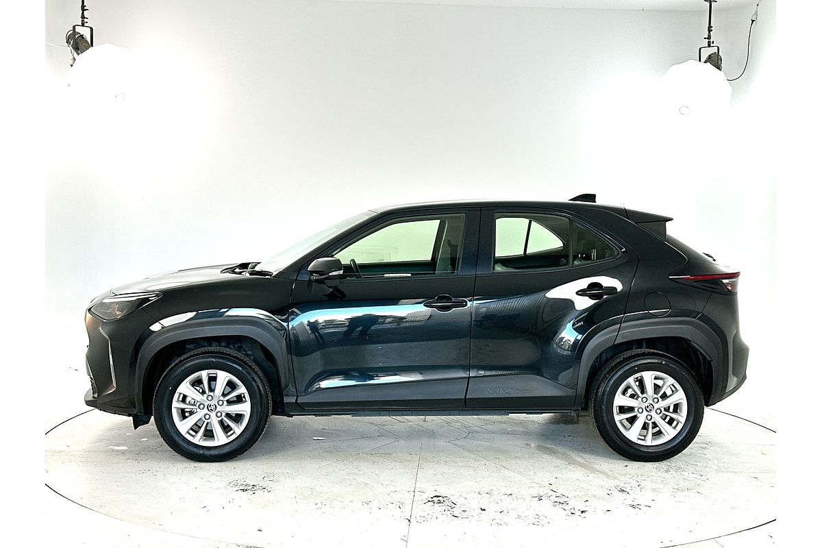 2022 Toyota Yaris Cross GX