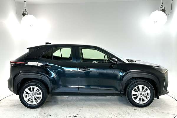 2022 Toyota Yaris Cross GX