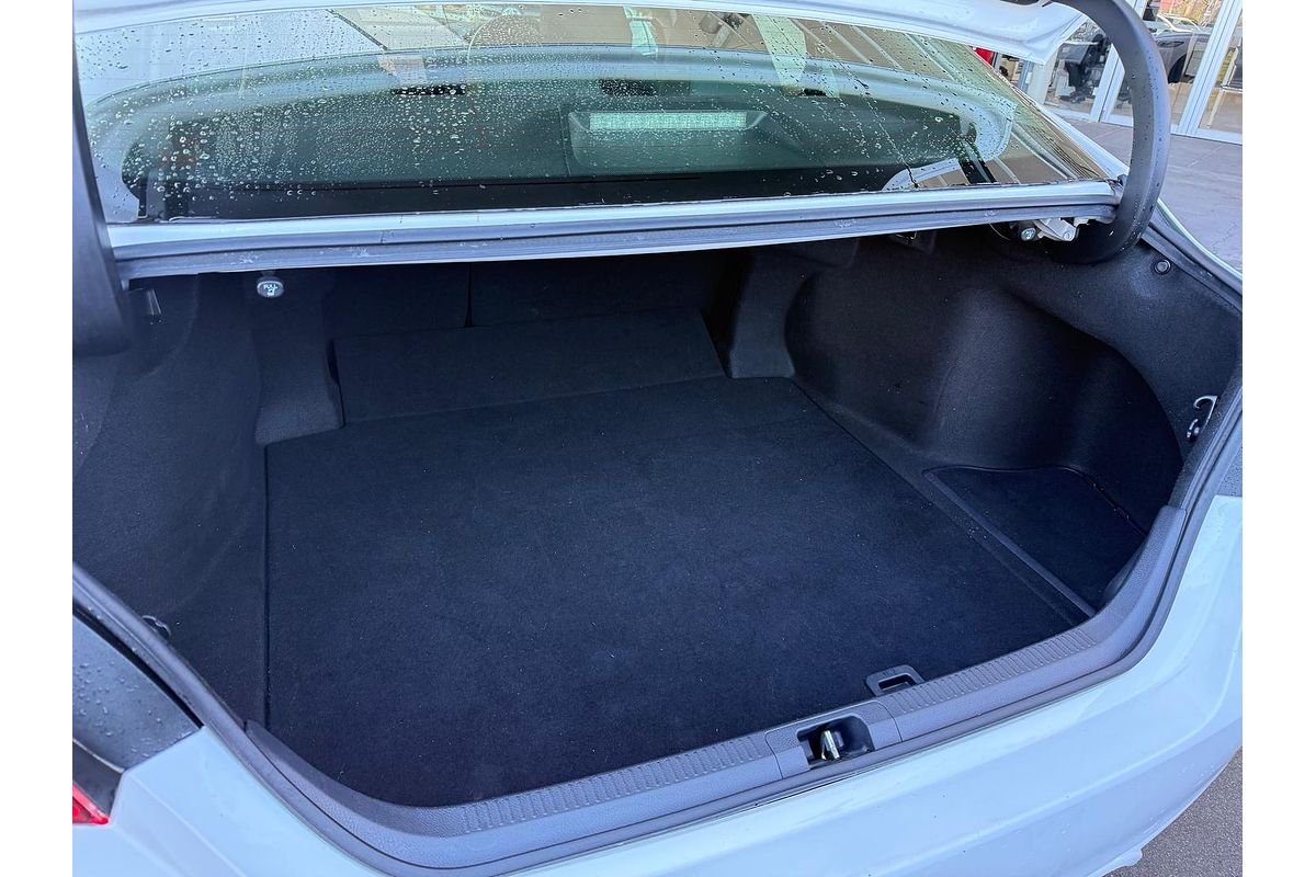 2019 Toyota Camry Ascent Sport AXVH71R