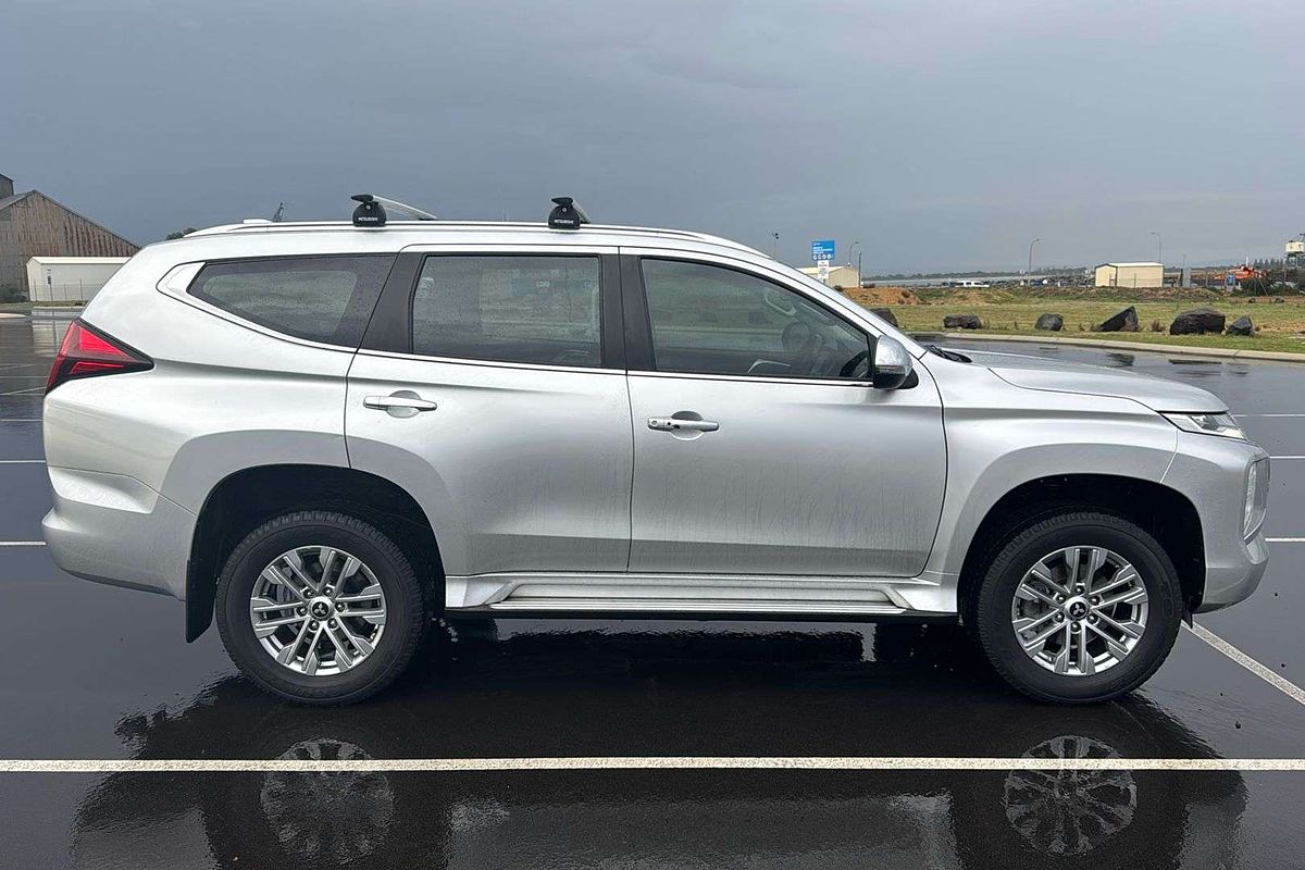 2022 Mitsubishi Pajero Sport GLX QF