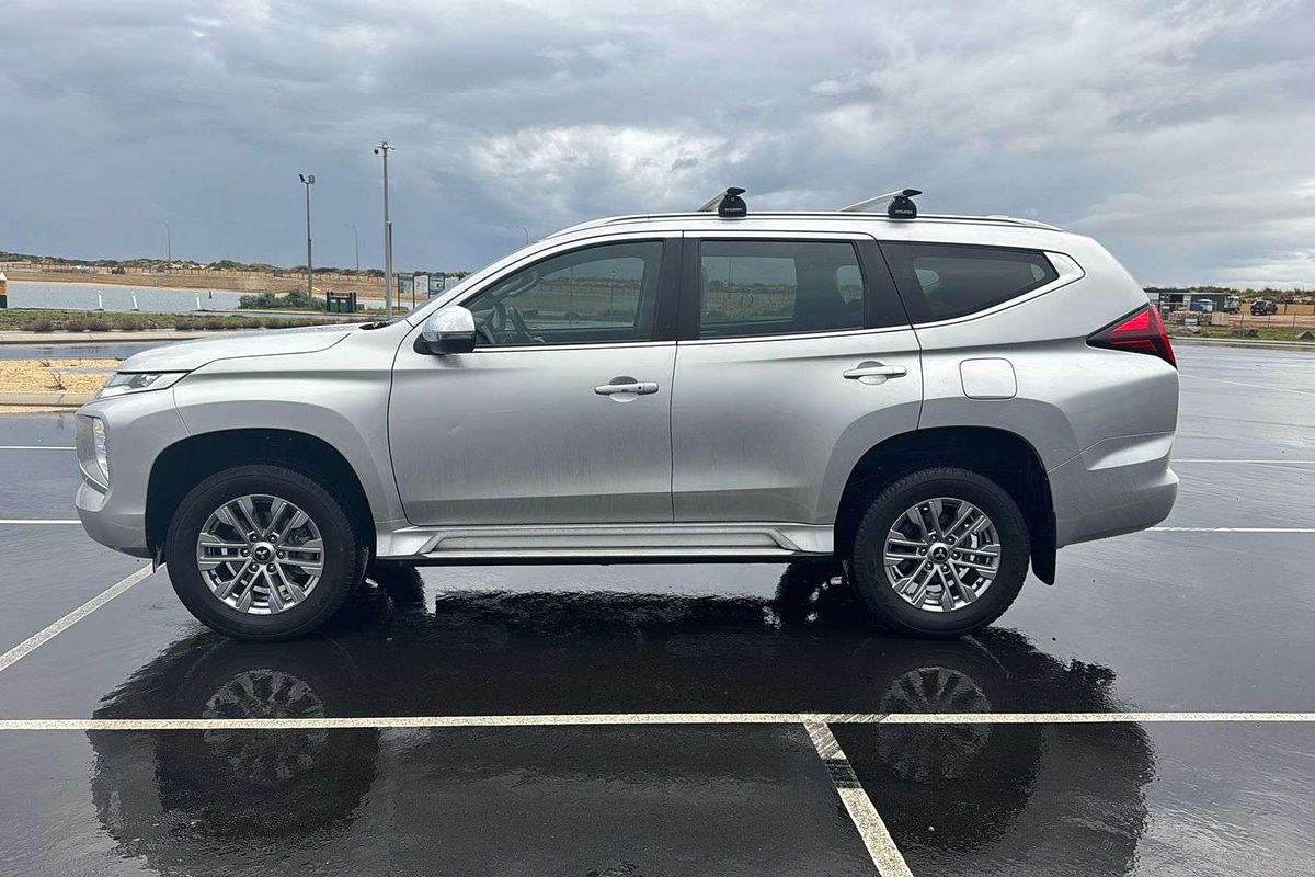 2022 Mitsubishi Pajero Sport GLX QF