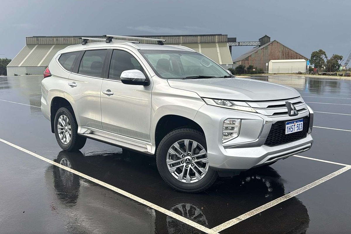 2022 Mitsubishi Pajero Sport GLX QF