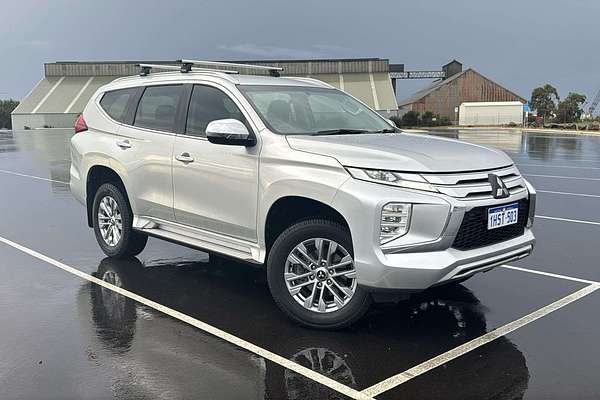 2022 Mitsubishi Pajero Sport GLX QF