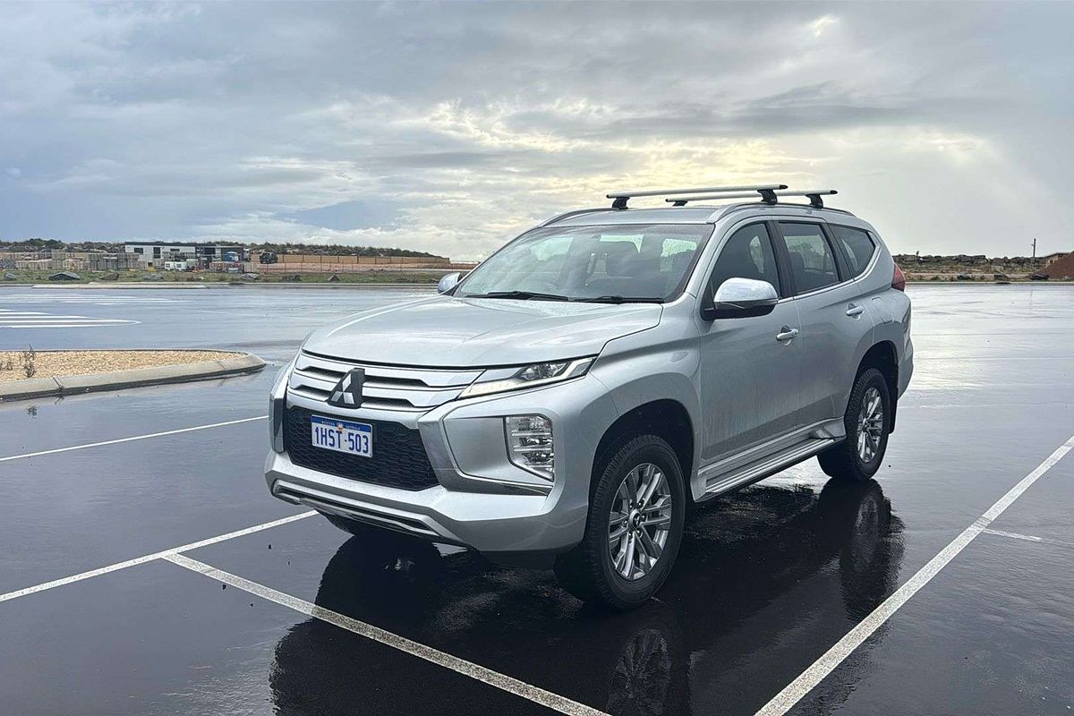 2022 Mitsubishi Pajero Sport GLX QF