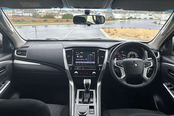 2022 Mitsubishi Pajero Sport GLX QF