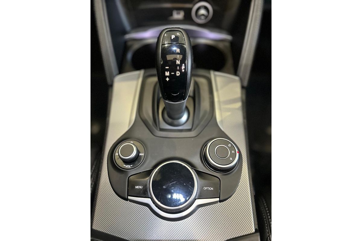 2017 Alfa Romeo Stelvio First Edition