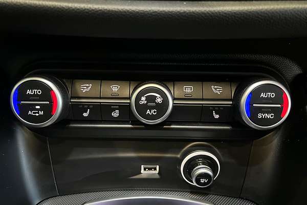 2017 Alfa Romeo Stelvio First Edition