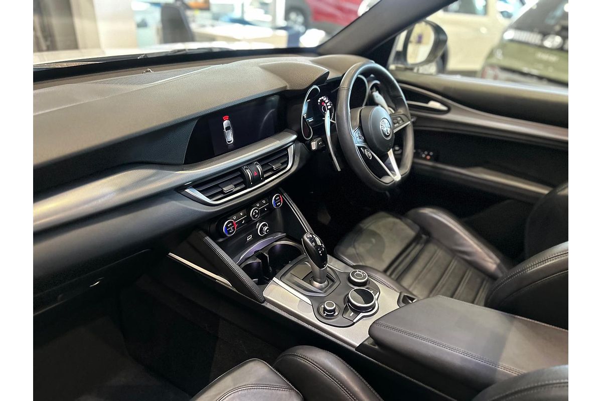 2017 Alfa Romeo Stelvio First Edition