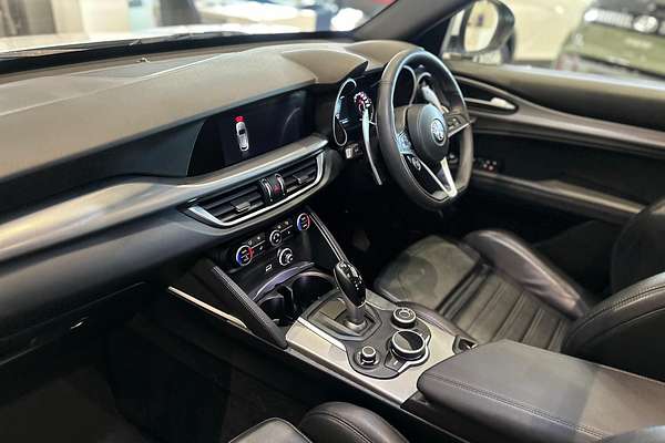 2017 Alfa Romeo Stelvio First Edition