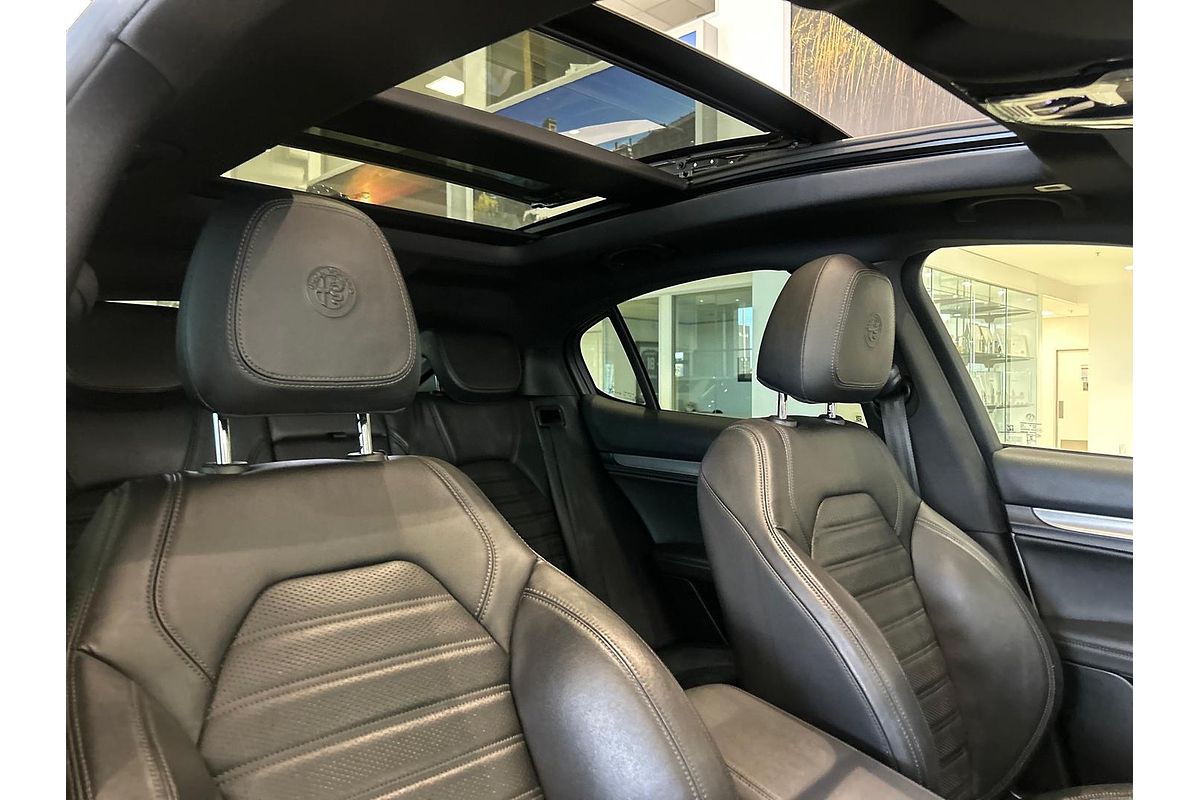 2017 Alfa Romeo Stelvio First Edition