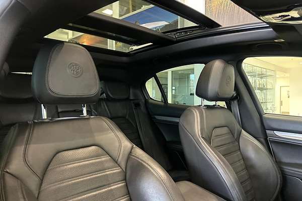2017 Alfa Romeo Stelvio First Edition