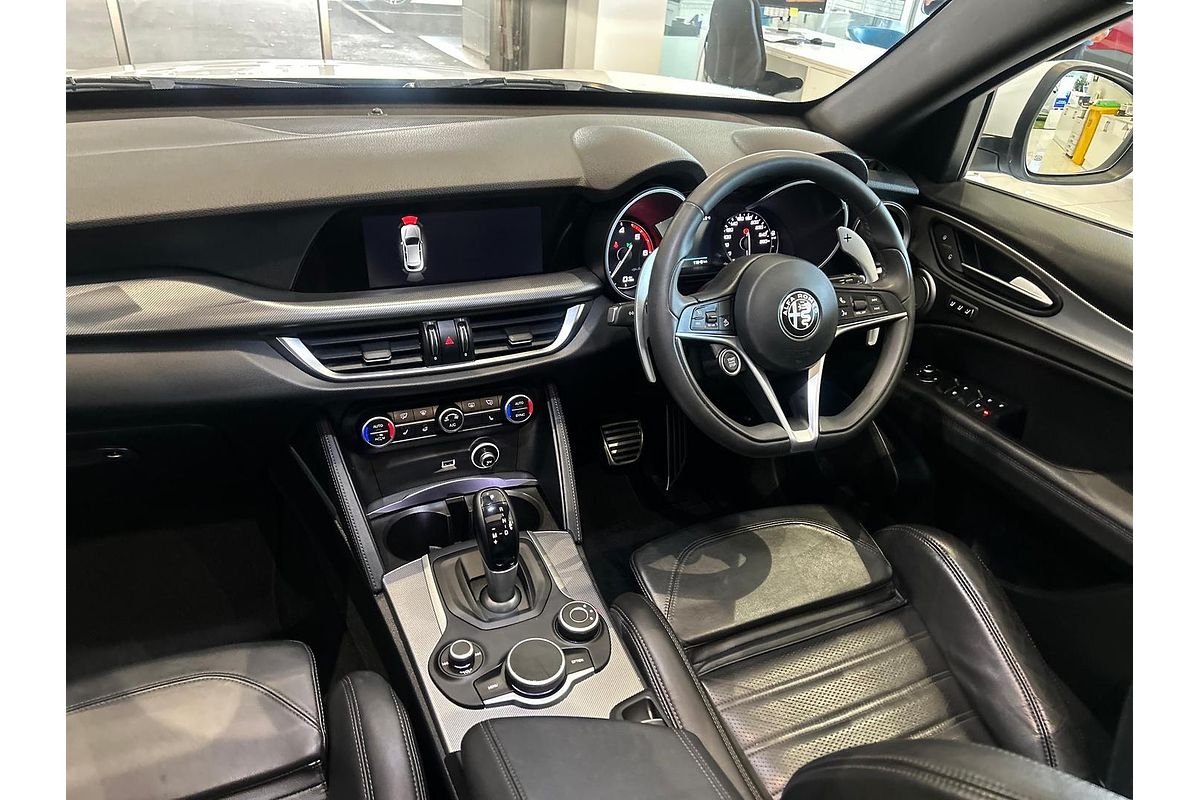 2017 Alfa Romeo Stelvio First Edition