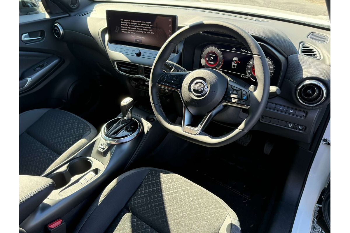 2024 Nissan JUKE ST-L F16