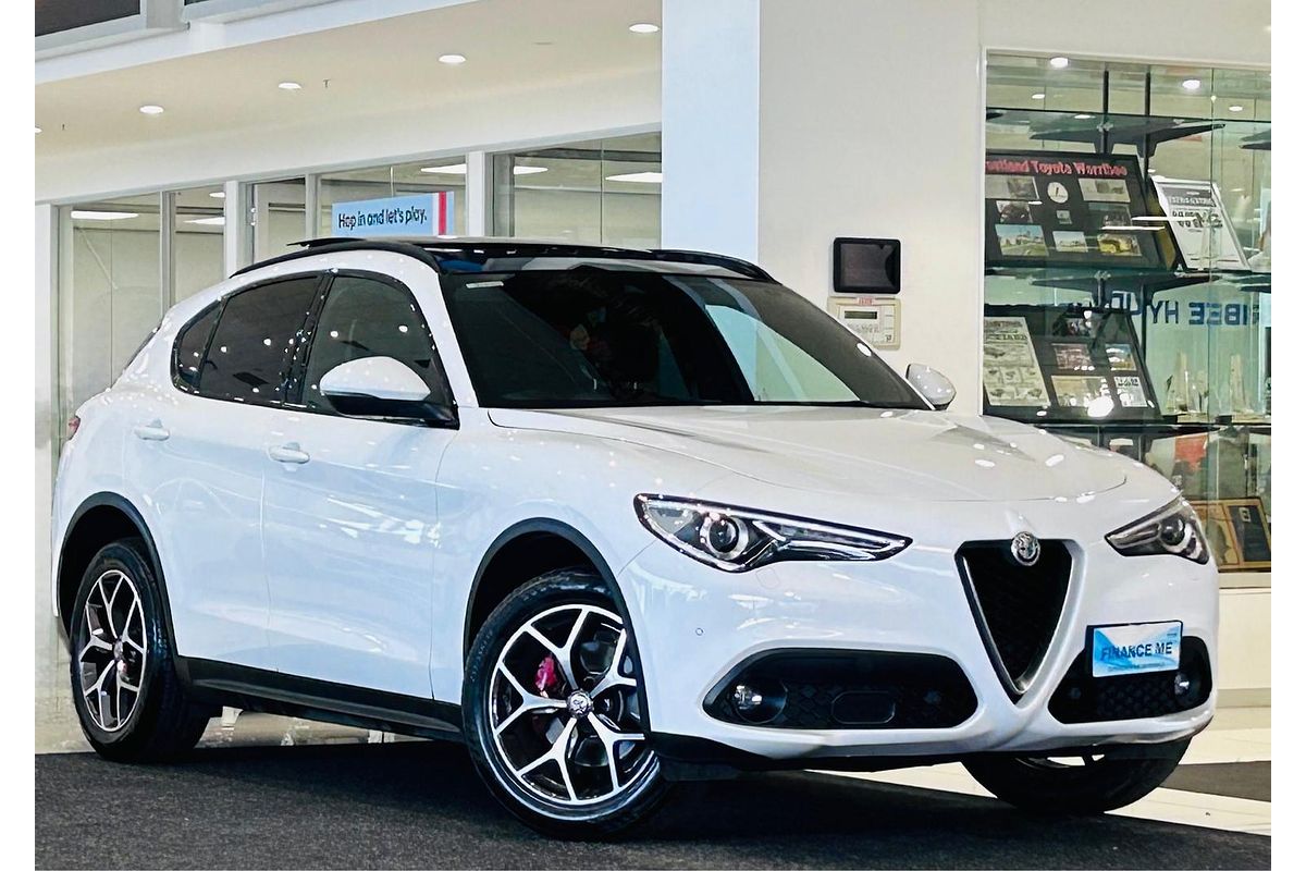 2017 Alfa Romeo Stelvio First Edition