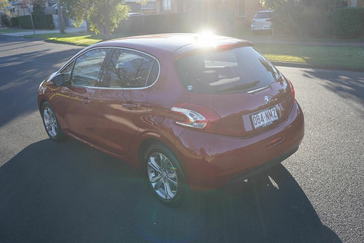 2014 Peugeot 208 Allure Premium A9