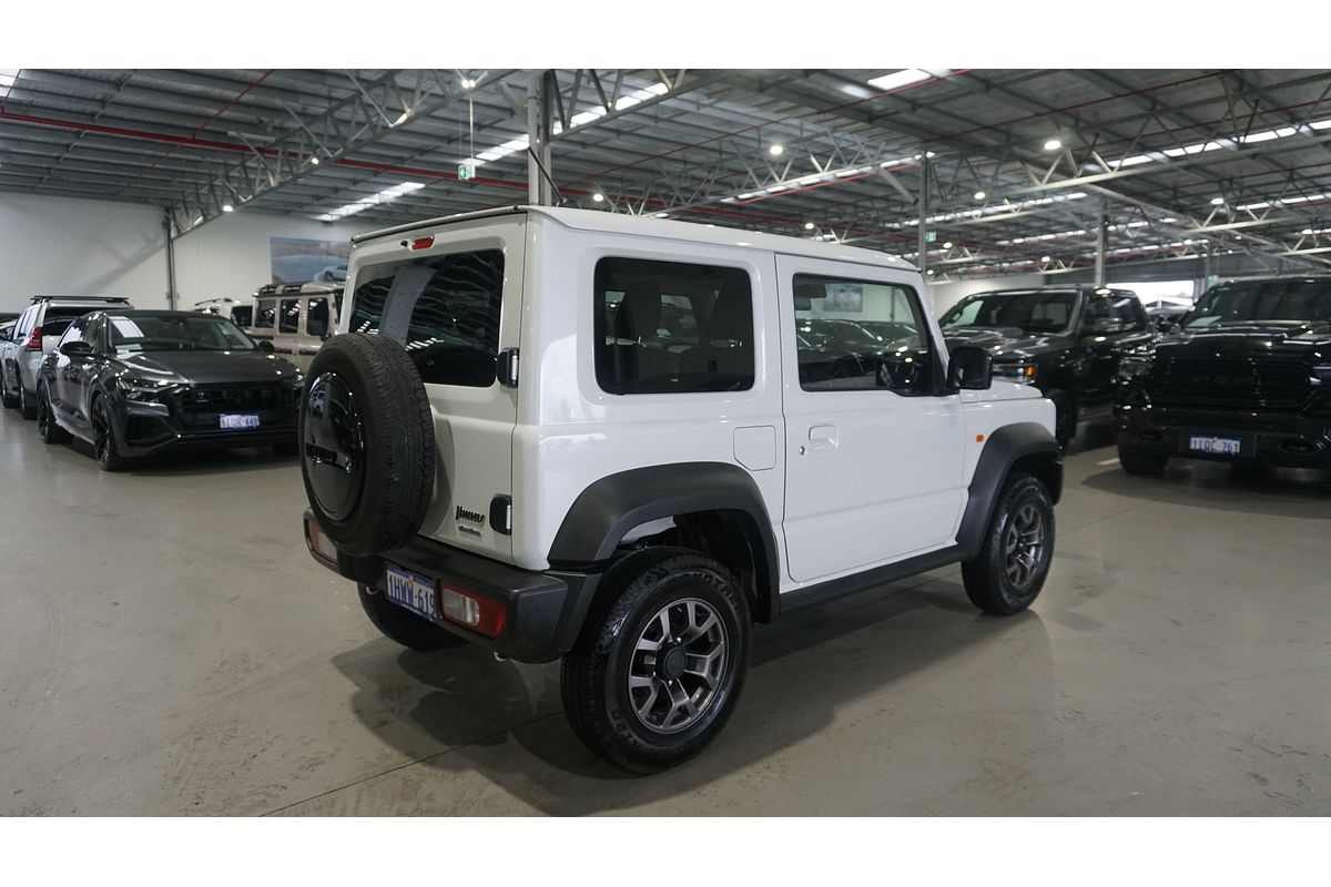 2023 Suzuki Jimny GLX GJ