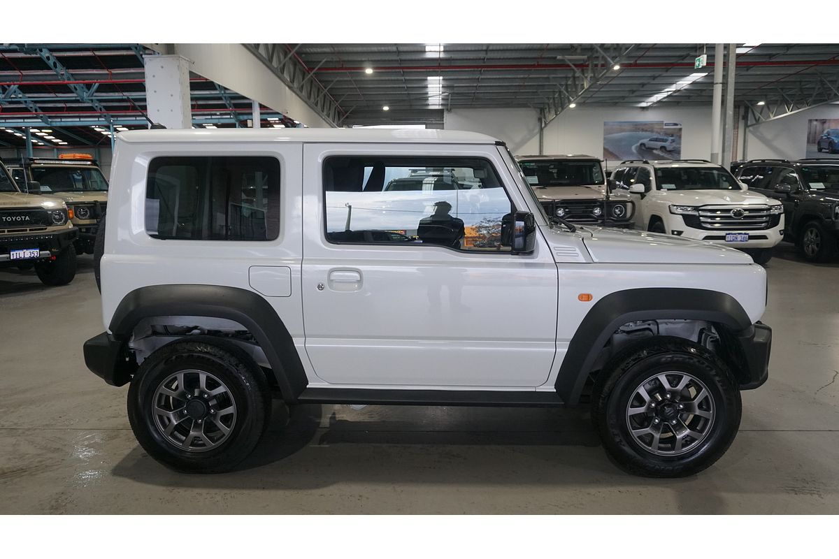 2023 Suzuki Jimny GLX GJ