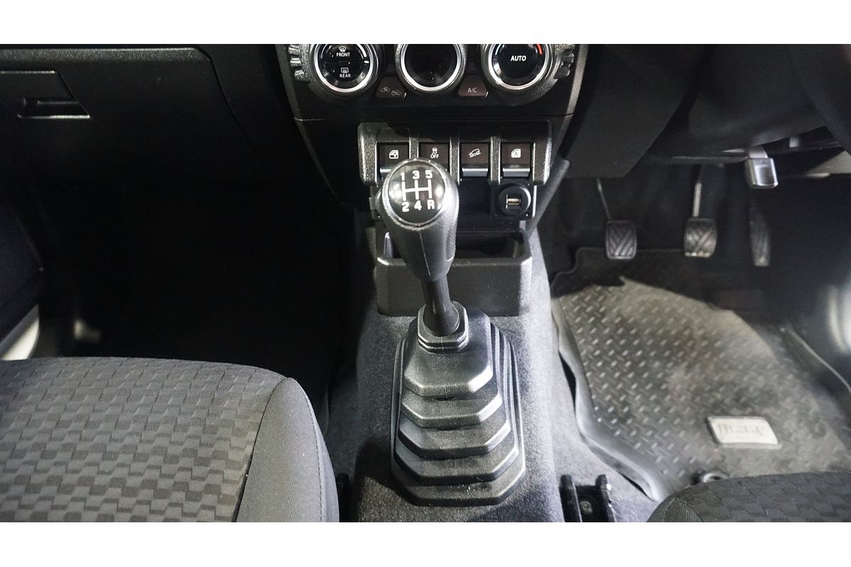 2023 Suzuki Jimny GLX GJ