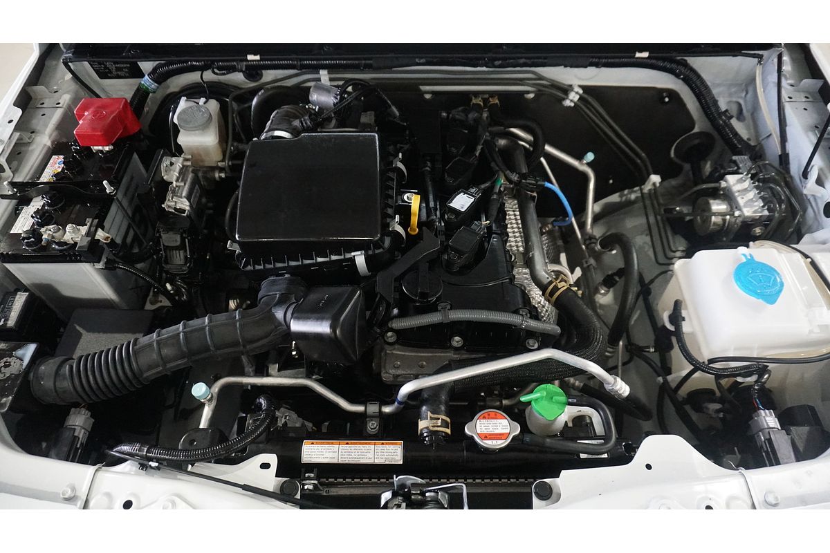 2023 Suzuki Jimny GLX GJ