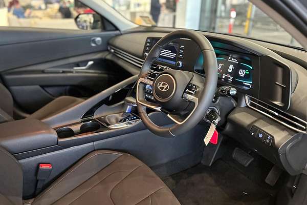 2025 Hyundai i30 Hybrid CN7.V2
