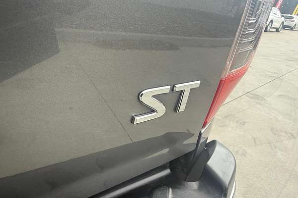 2016 Nissan Navara ST D23 Series 2 Rear Wheel Drive