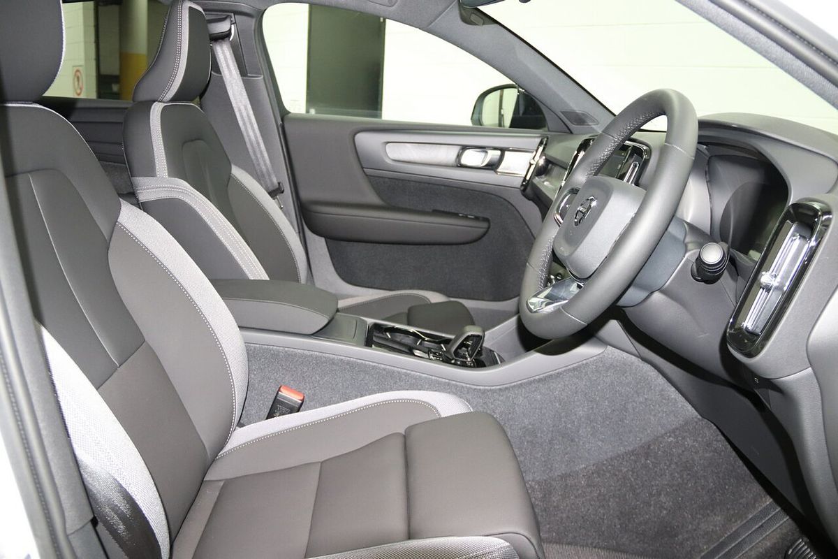 2023 Volvo C40 Recharge Twin