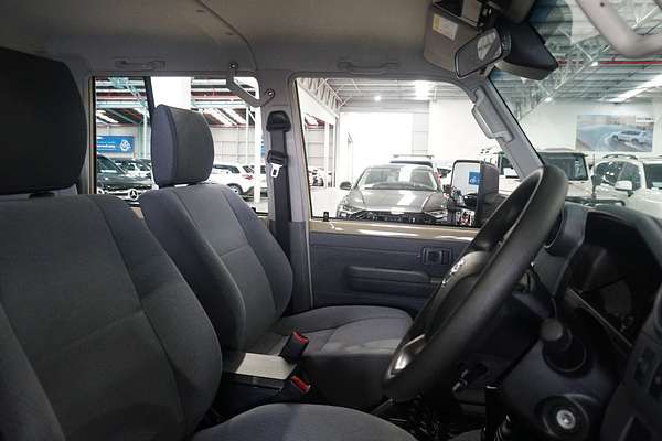 2025 Toyota Landcruiser GXL VDJL79R 4X4