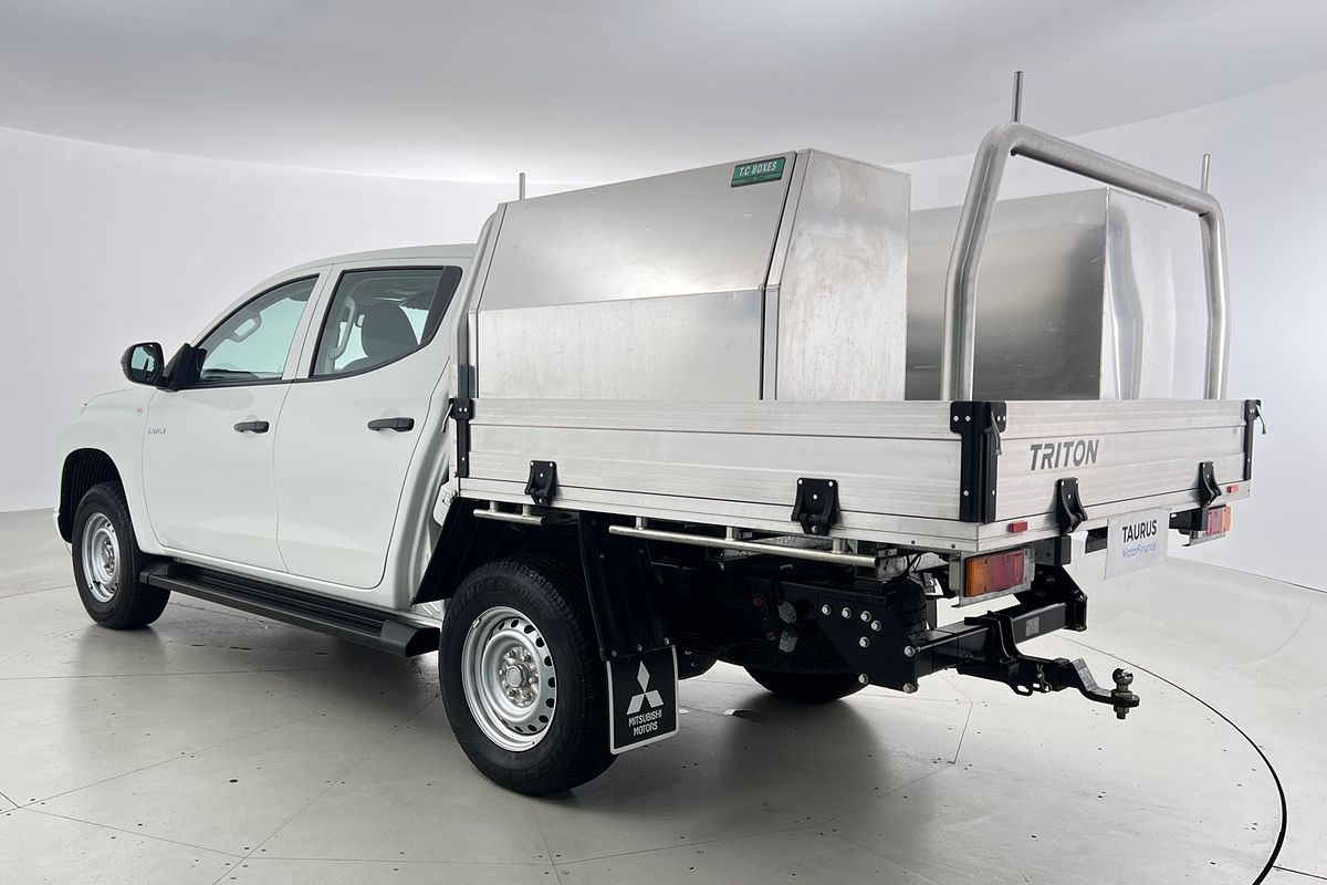 2023 Mitsubishi Triton GLX MR 4X4