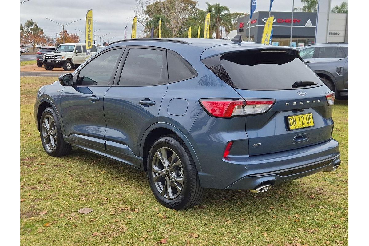 2022 Ford Escape ST-Line ZH