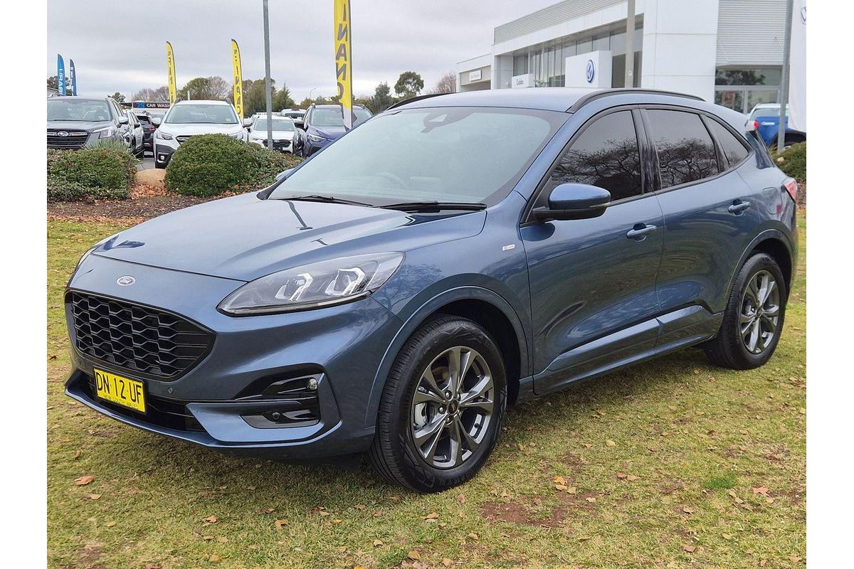 2022 Ford Escape ST-Line ZH
